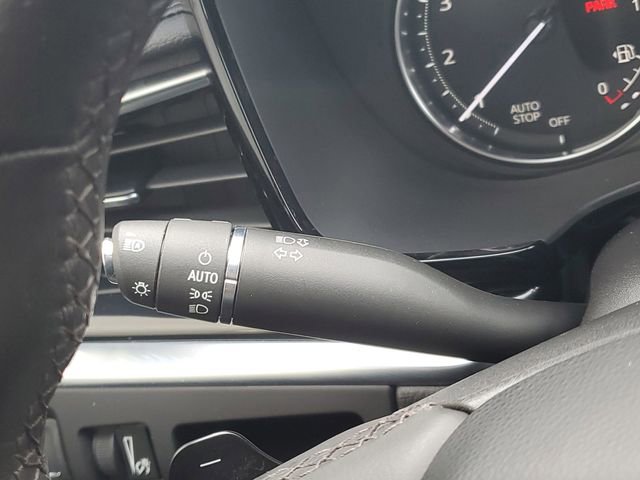 Certified 2025 Cadillac XT6 Luxury image 18