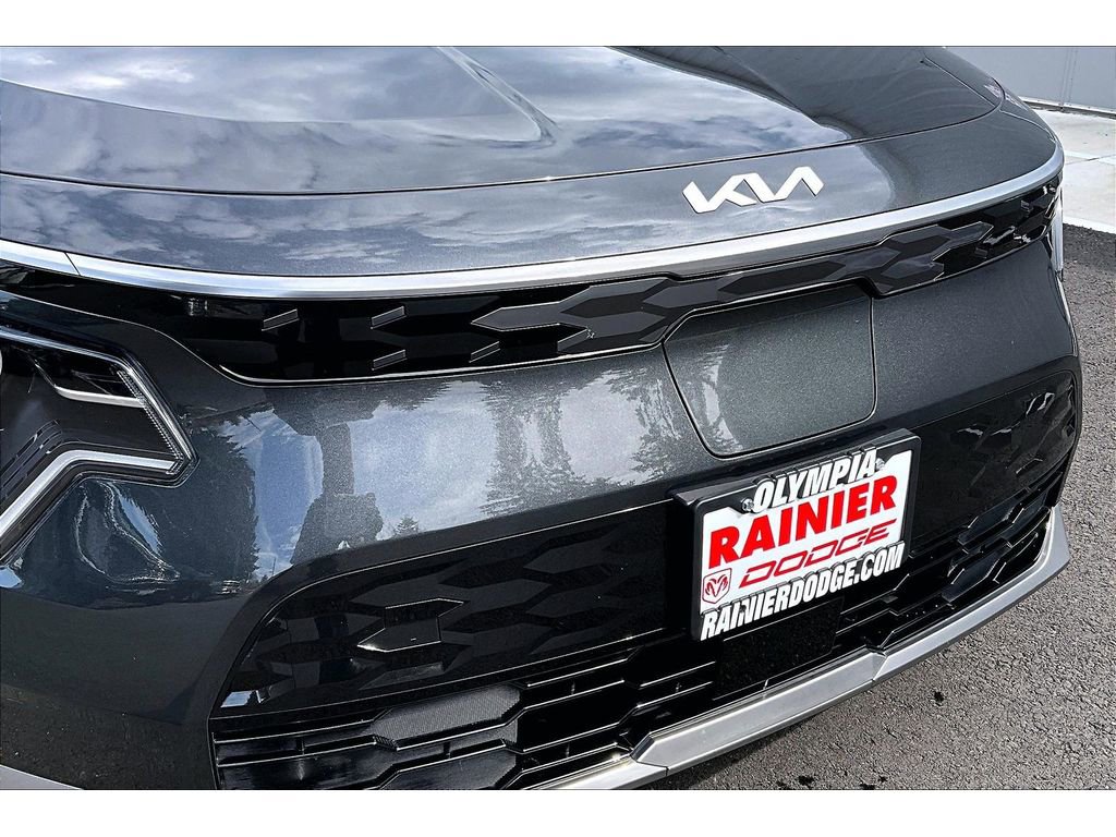 Used 2023 Kia Niro Wind w/ Wind Preserve Package FWD image 29