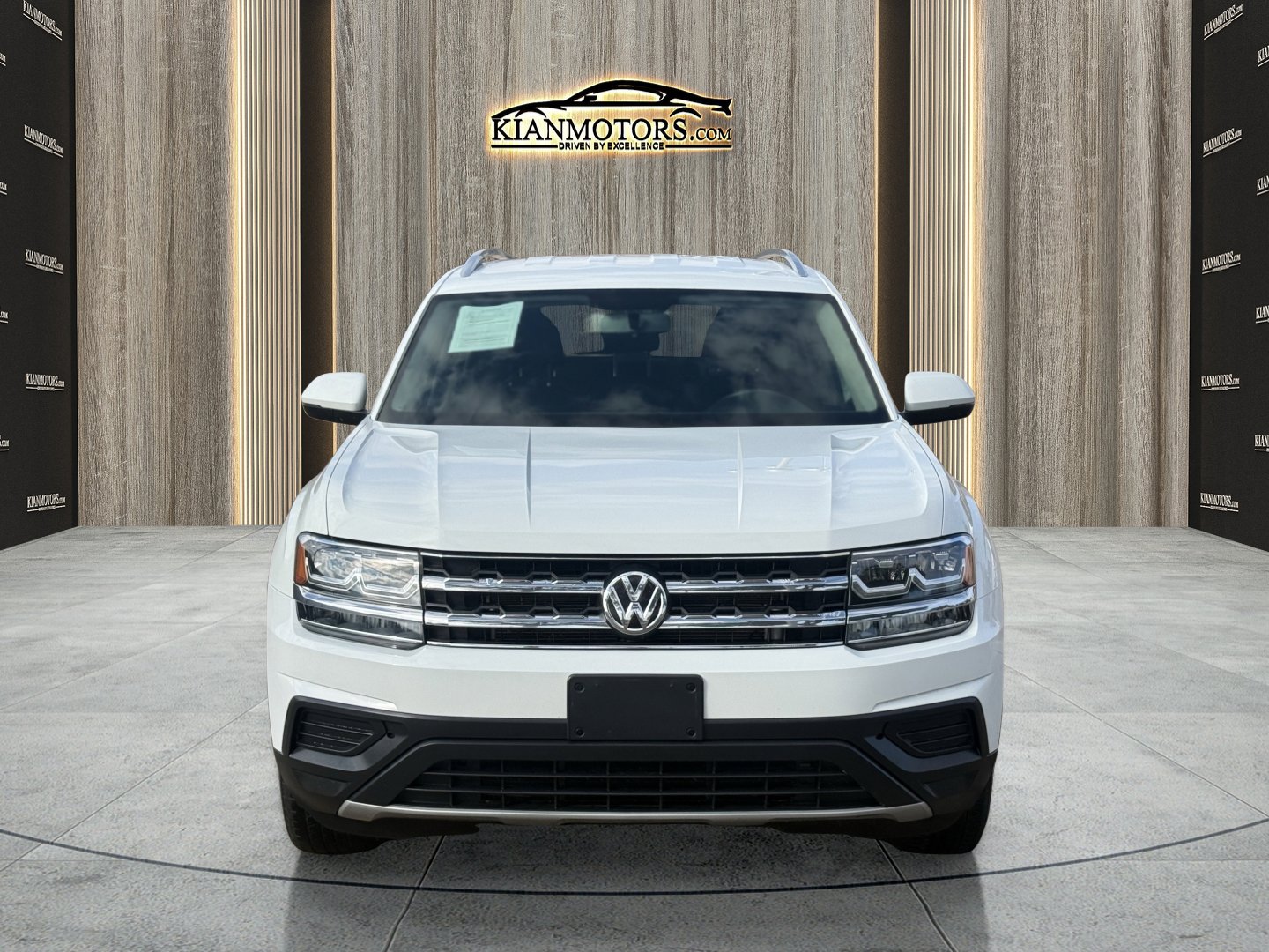 Used 2018 Volkswagen Atlas S image 2