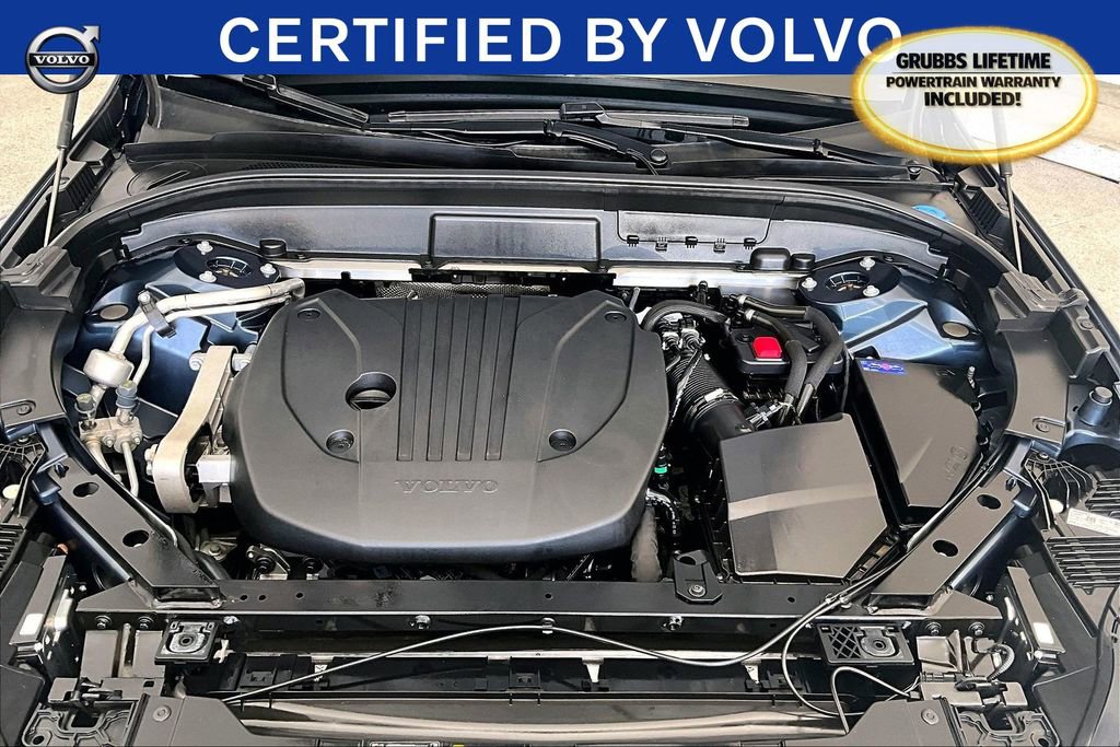 Certified 2023 Volvo XC60 B5 Ultimate w/ Protection Package Premier image 13