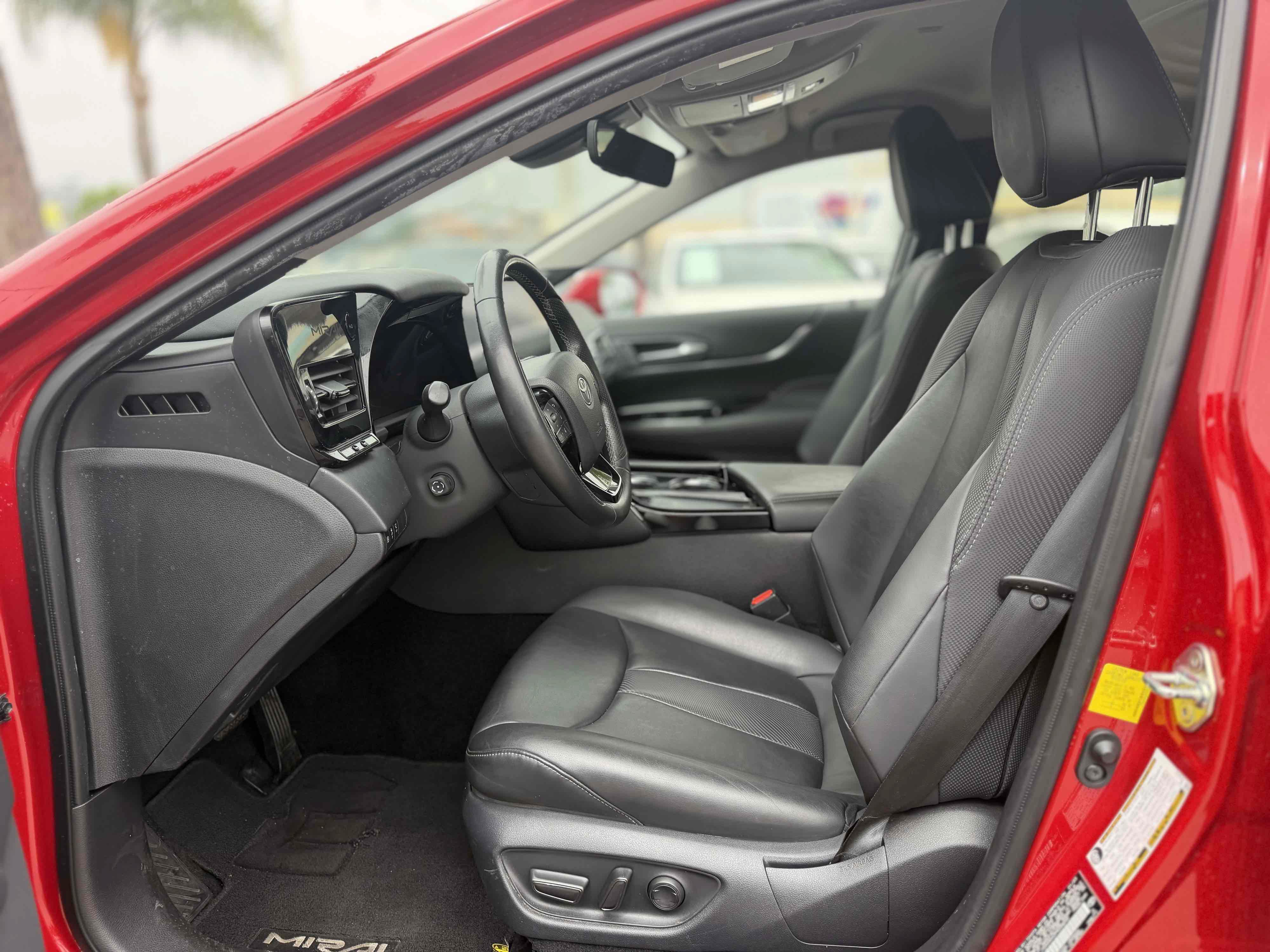 Used 2023 Toyota Mirai w/ Advanced Technology Package RWD image 20
