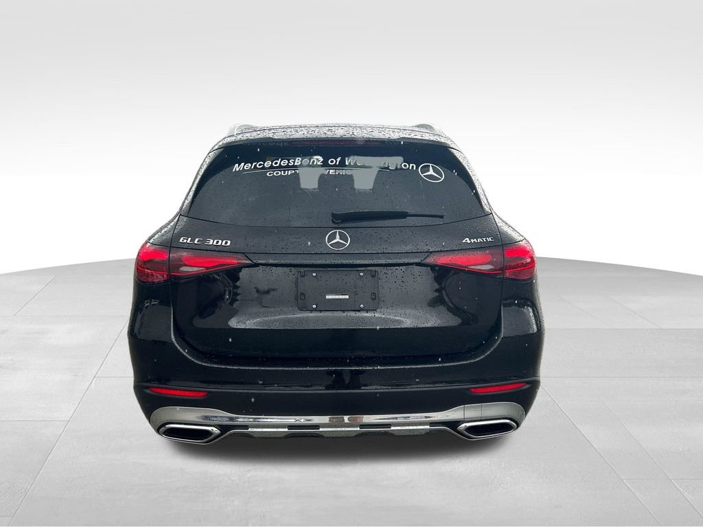 Used 2026 Mercedes-Benz GLC 300 4MATIC image 4