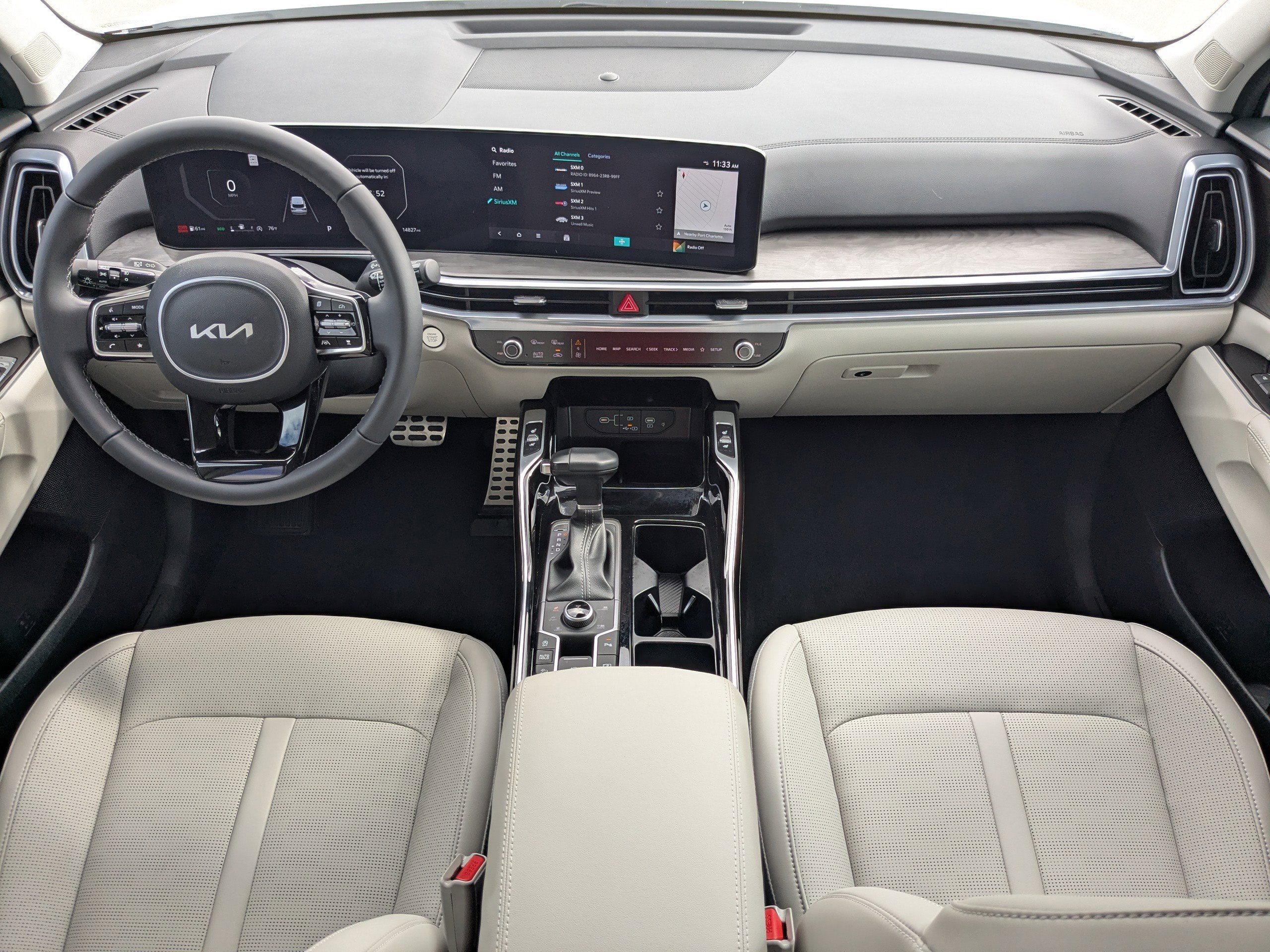 Certified 2025 Kia Sorento SX image 18