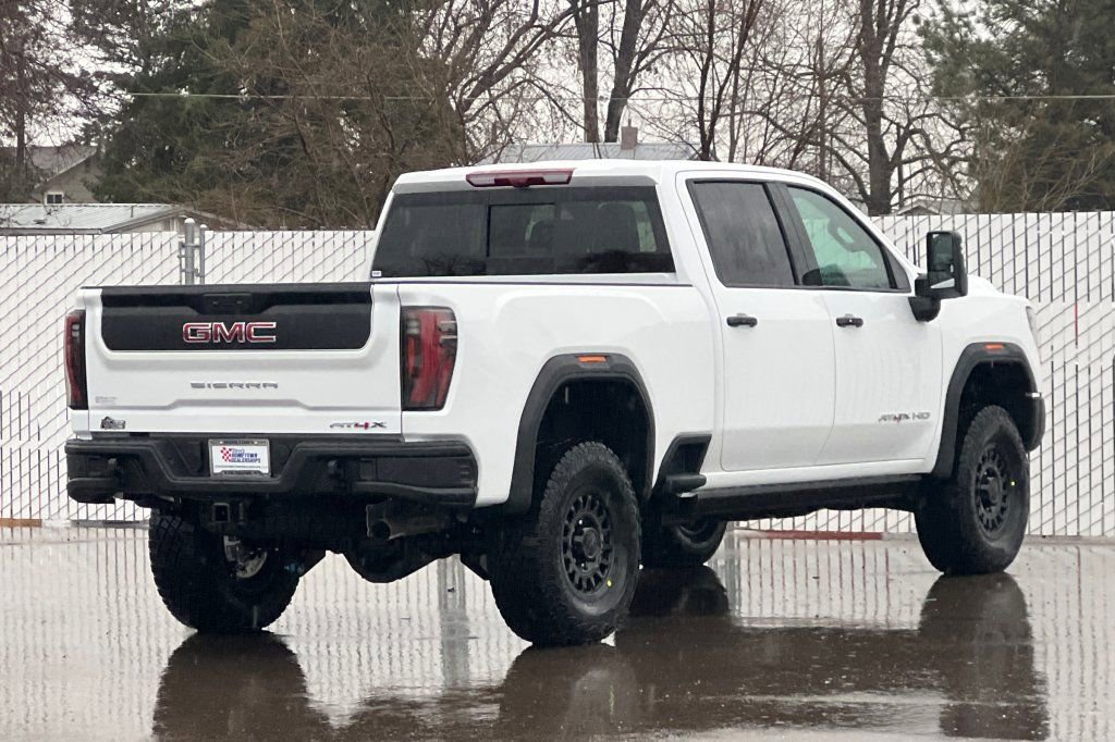 New 2026 GMC Sierra 2500 AT4X w/ AT4X AEV Edition image 4