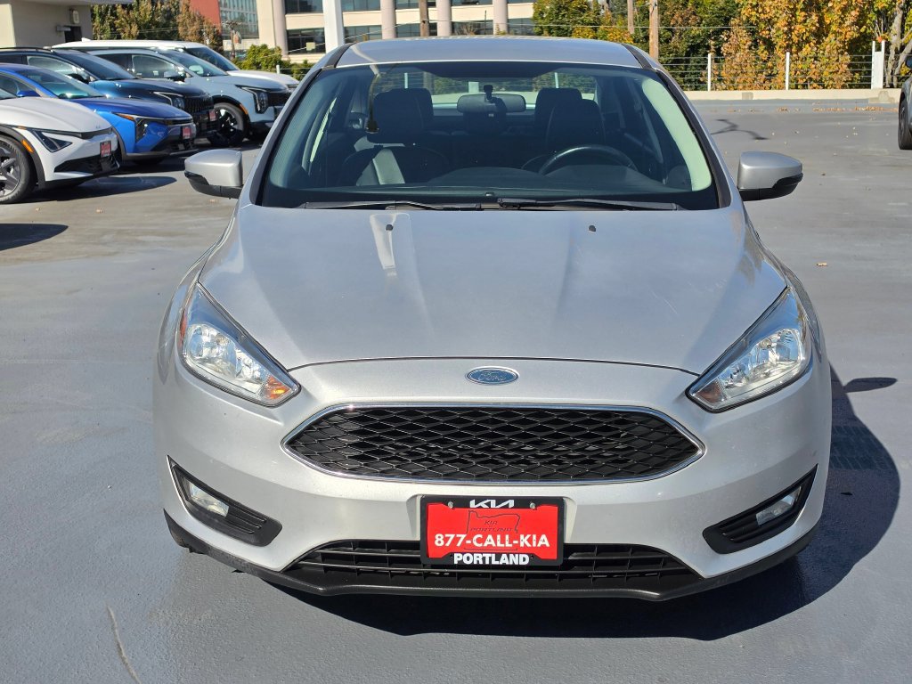 Used 2015 Ford Focus SE w/ Equipment Group 201A FWD image 8