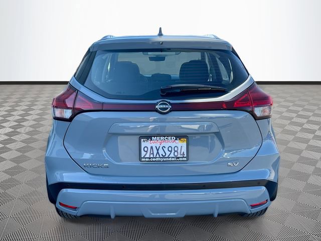 Used 2022 Nissan Kicks SV w/ Interior Electronics Package FWD image 6