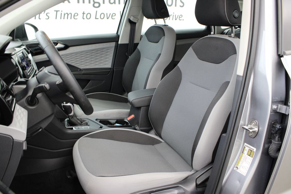 Used 2024 Volkswagen Taos S FWD image 13
