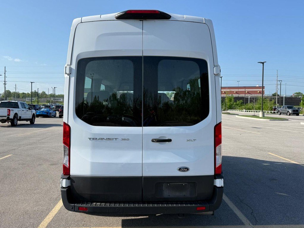 Used 2023 Ford Transit 350 XLT image 8