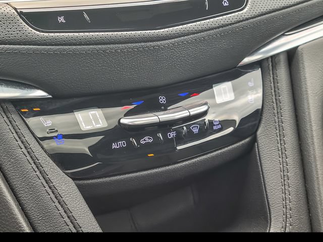 Certified 2023 Cadillac XT5 Premium Luxury AWD/4WD image 23