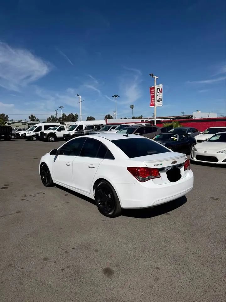 Used 2014 Chevrolet Cruze Diesel image 4