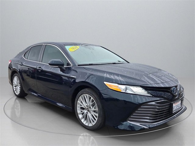 Used 2020 Toyota Camry XLE image 10