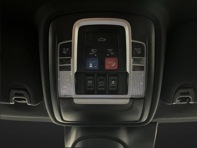 Used 2023 RAM 3500 Laramie AWD/4WD image 30