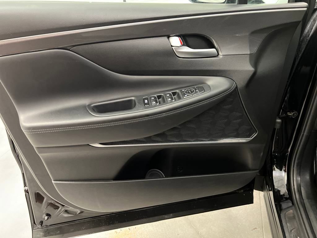 Used 2023 Hyundai Santa Fe SEL Premium image 11