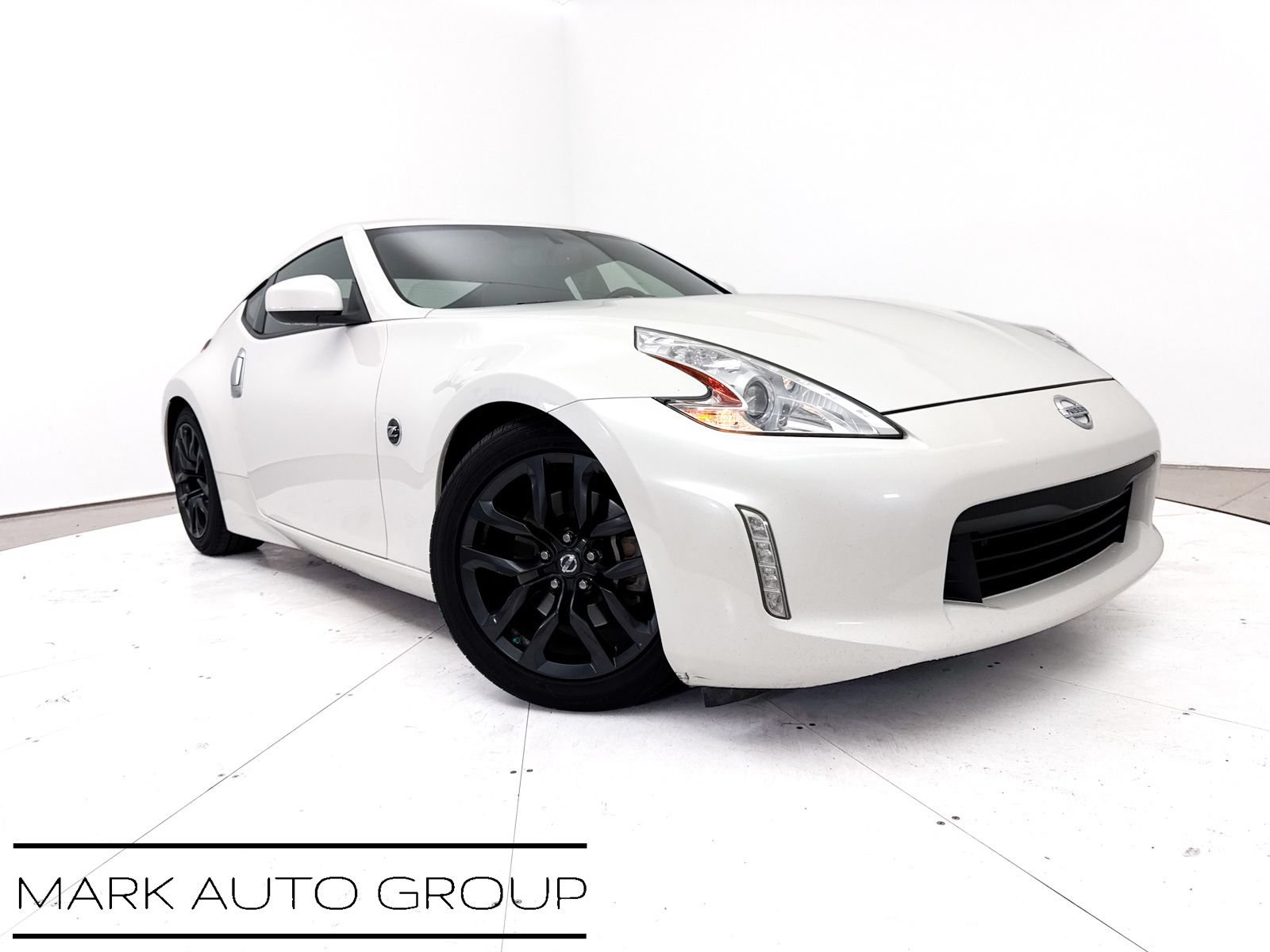 Used 2015 Nissan 370Z Touring
