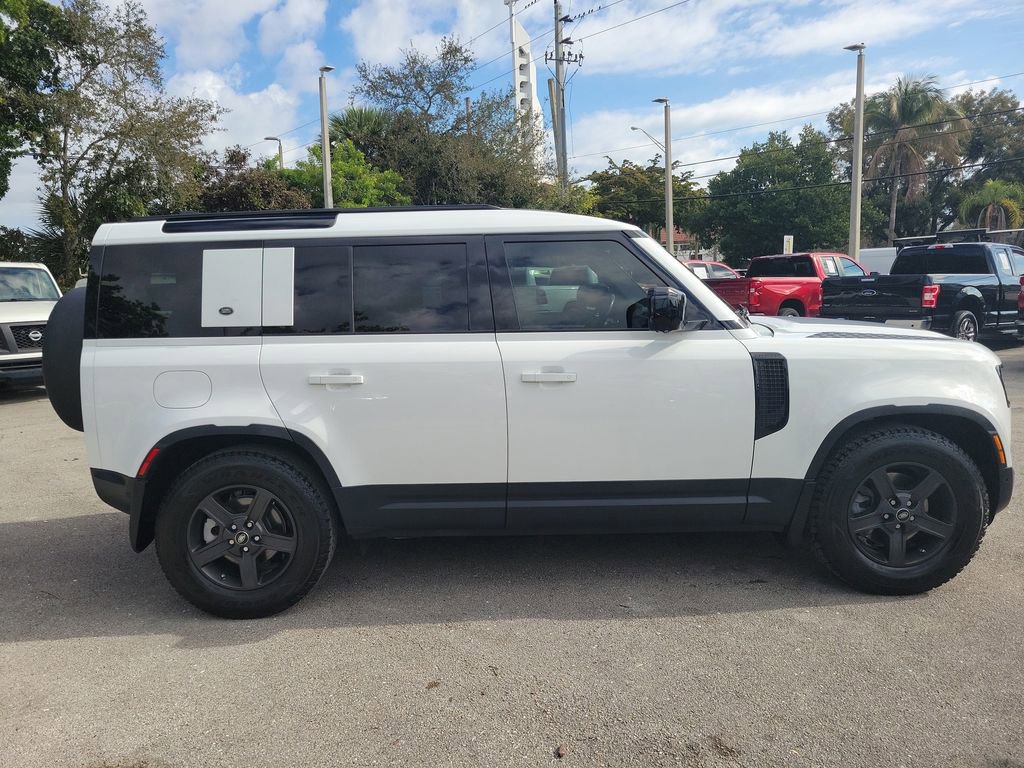 Used 2021 Land Rover Defender 110 image 9
