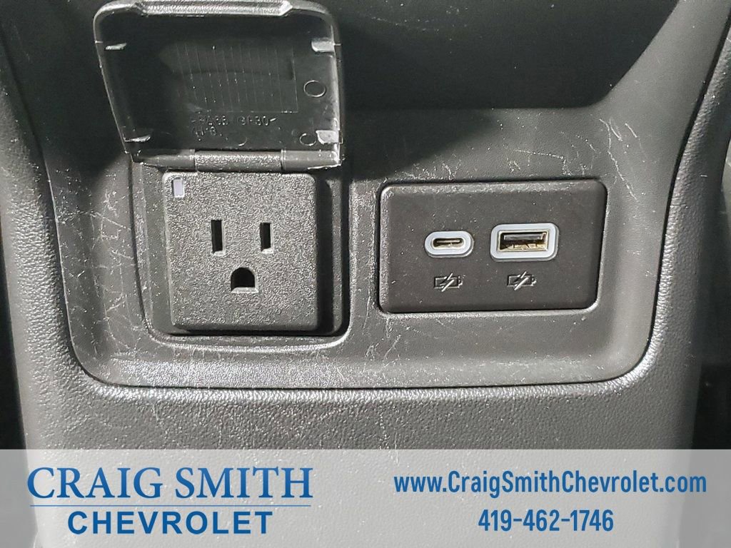 Used 2022 GMC Acadia SLE w/ Driver Convenience Package FWD image 30