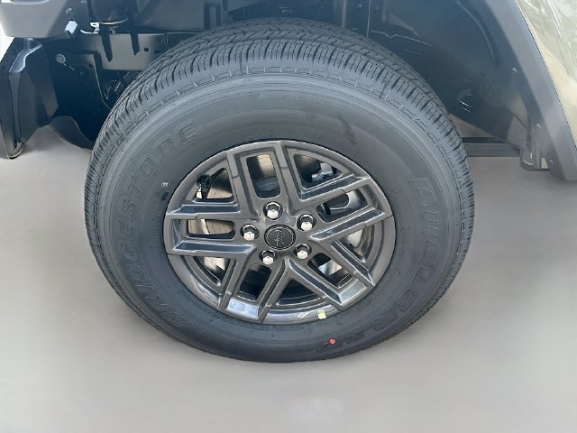New 2026 Jeep Gladiator Sport AWD/4WD image 31