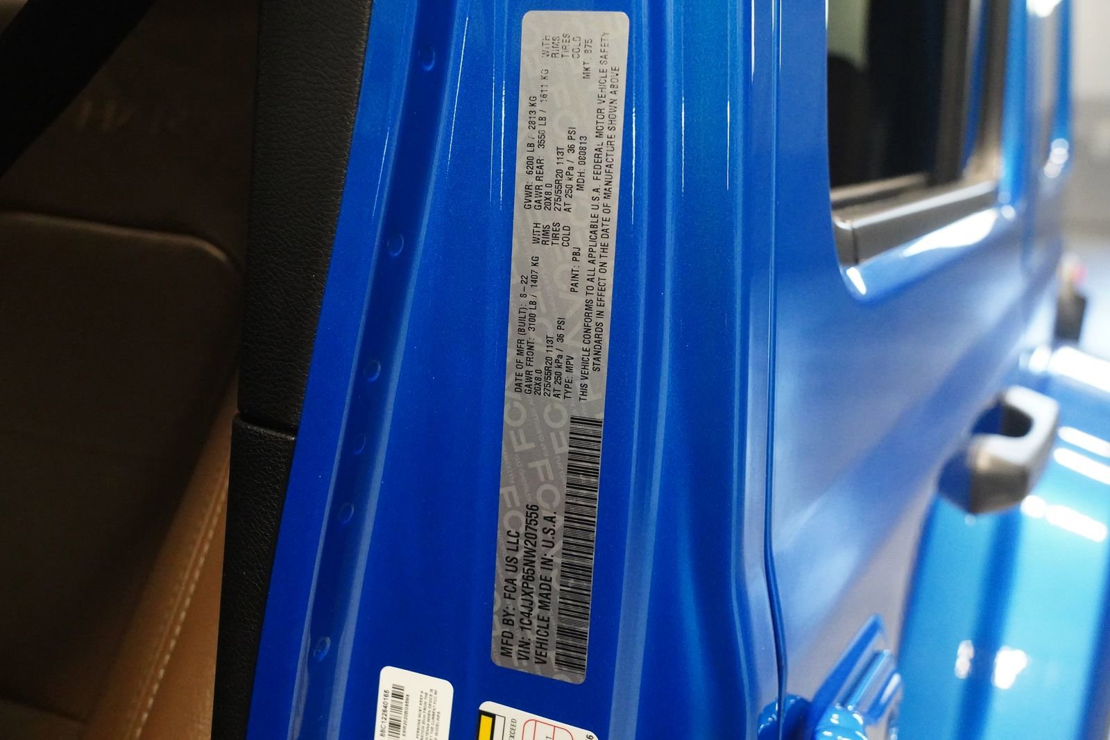 Used 2022 Jeep Wrangler Unlimited Sahara w/ Cold Weather Group image 32