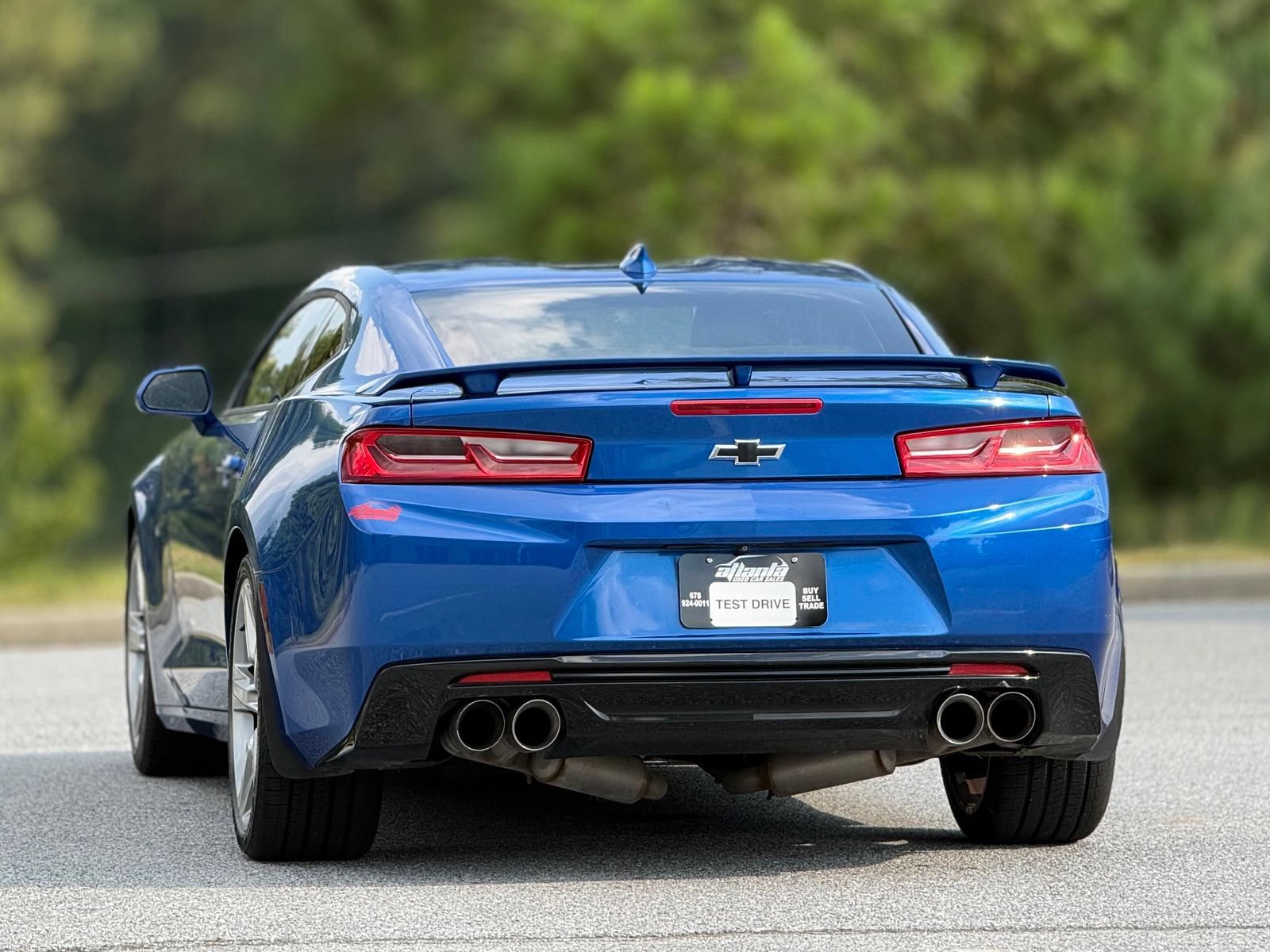 Used 2018 Chevrolet Camaro SS RWD image 5