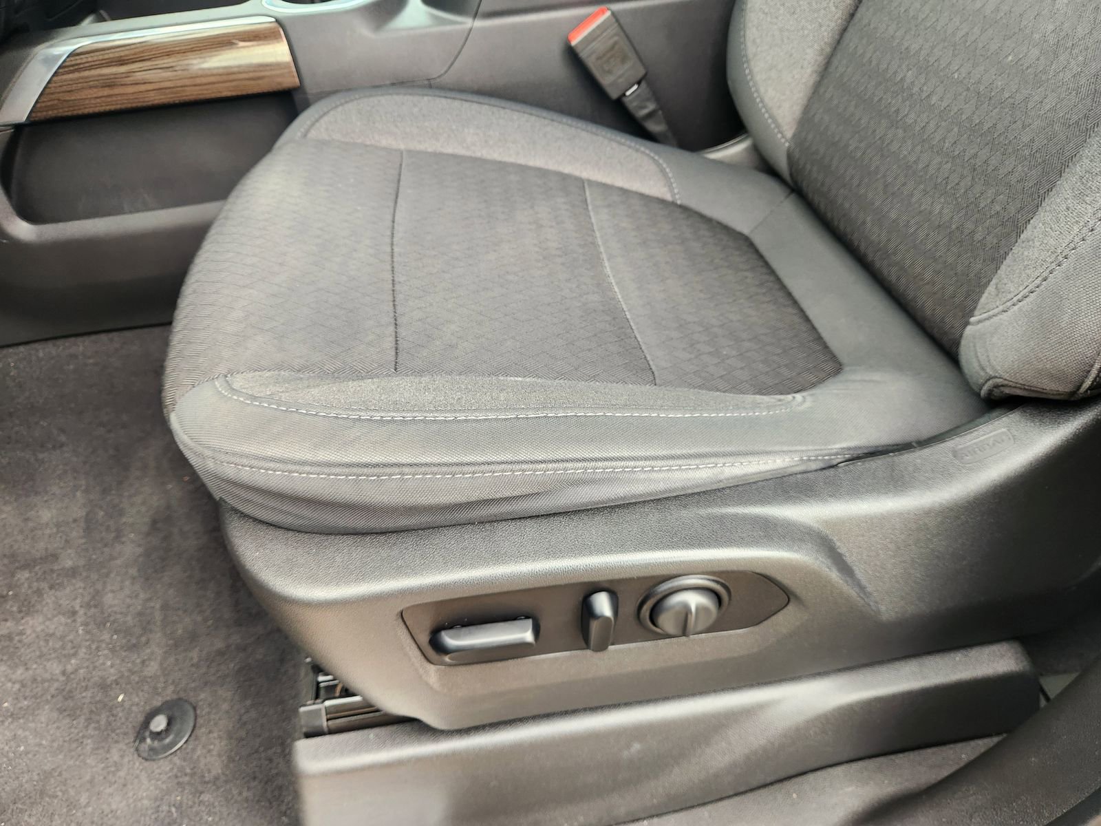 Used 2020 Chevrolet Silverado 1500 RST w/ All-Star Edition AWD/4WD image 24