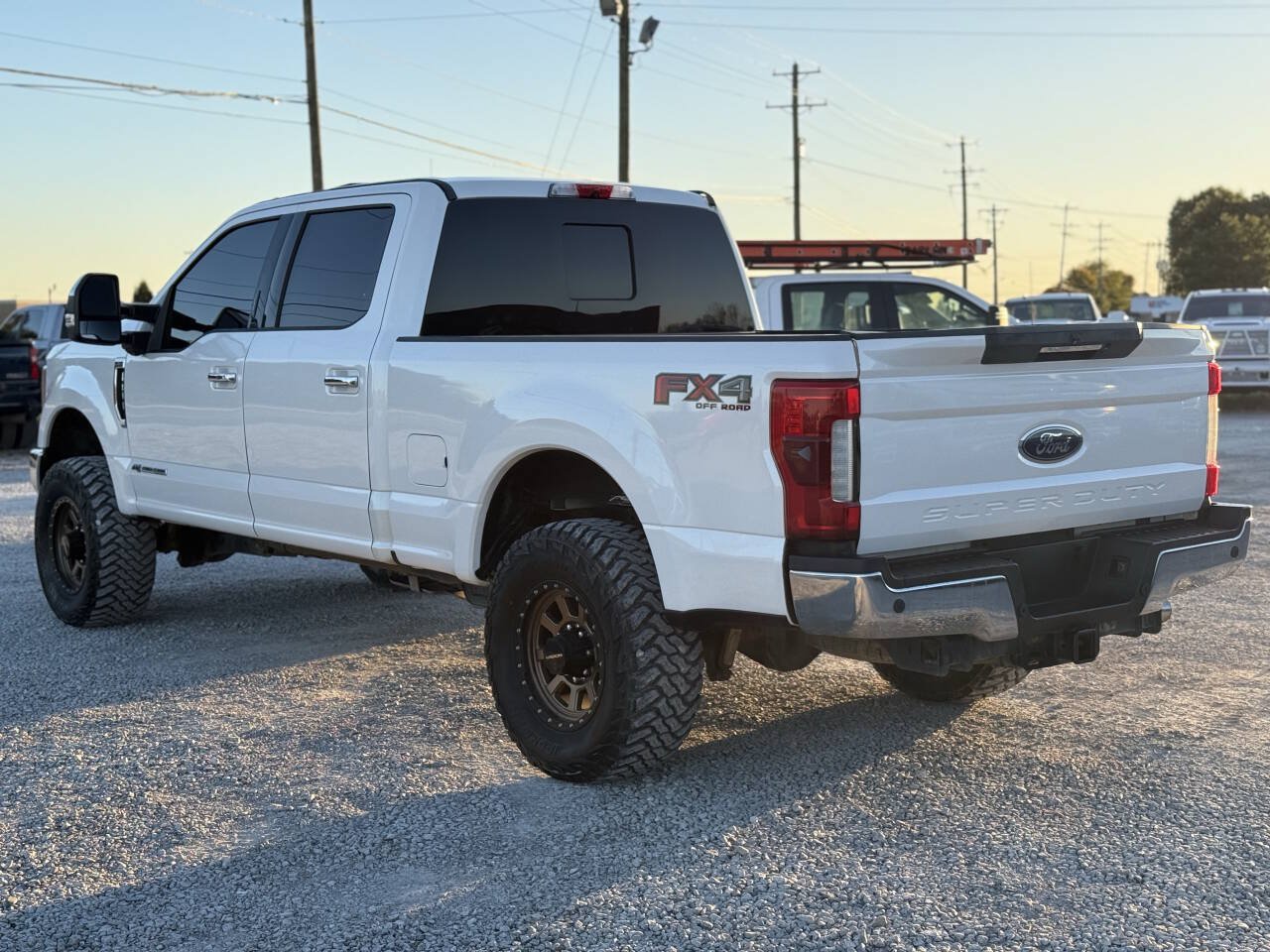 Used 2017 Ford F250 Lariat w/ Lariat Ultimate Package AWD/4WD image 3