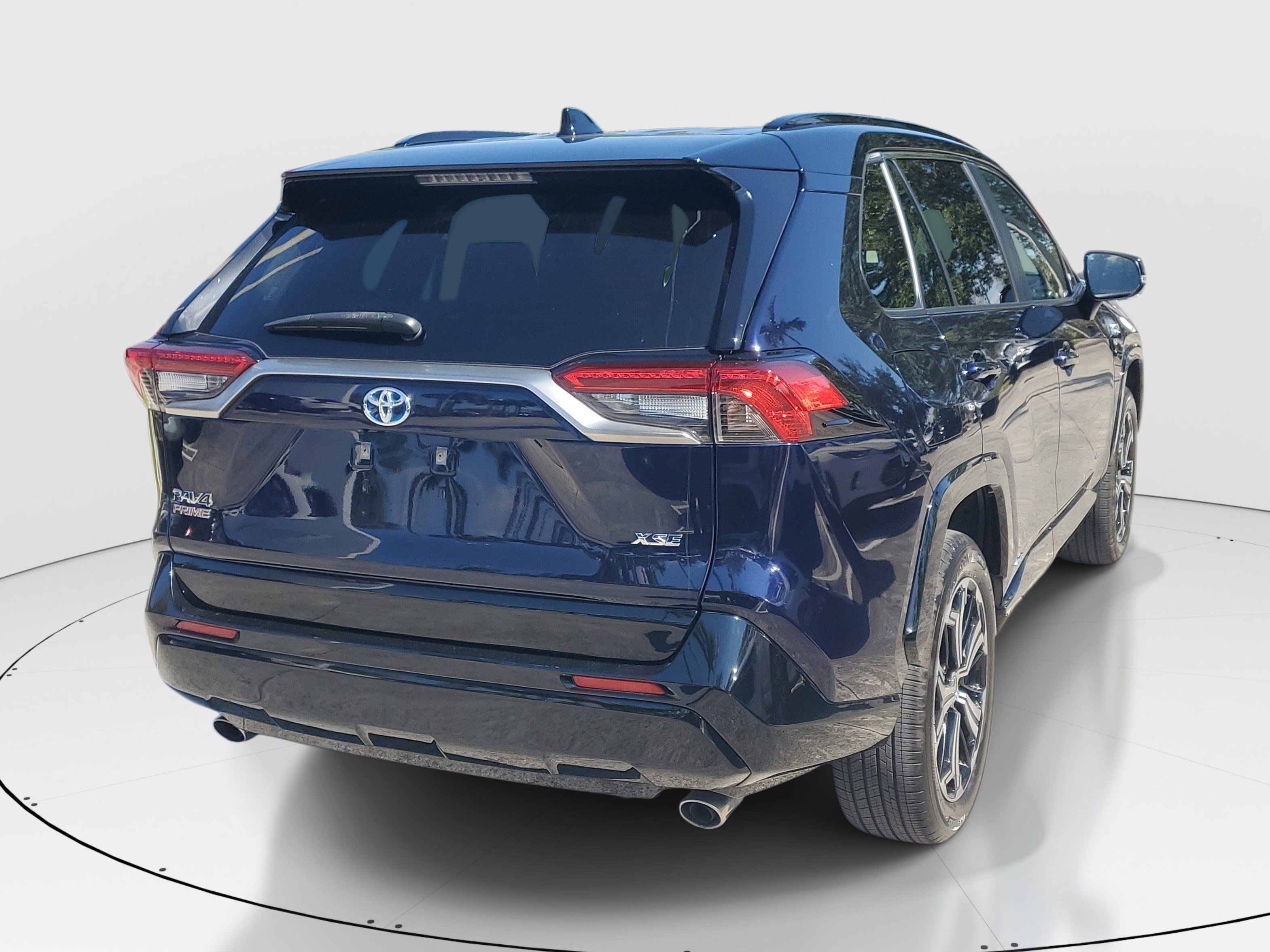 Used 2022 Toyota RAV4 XSE AWD/4WD image 3