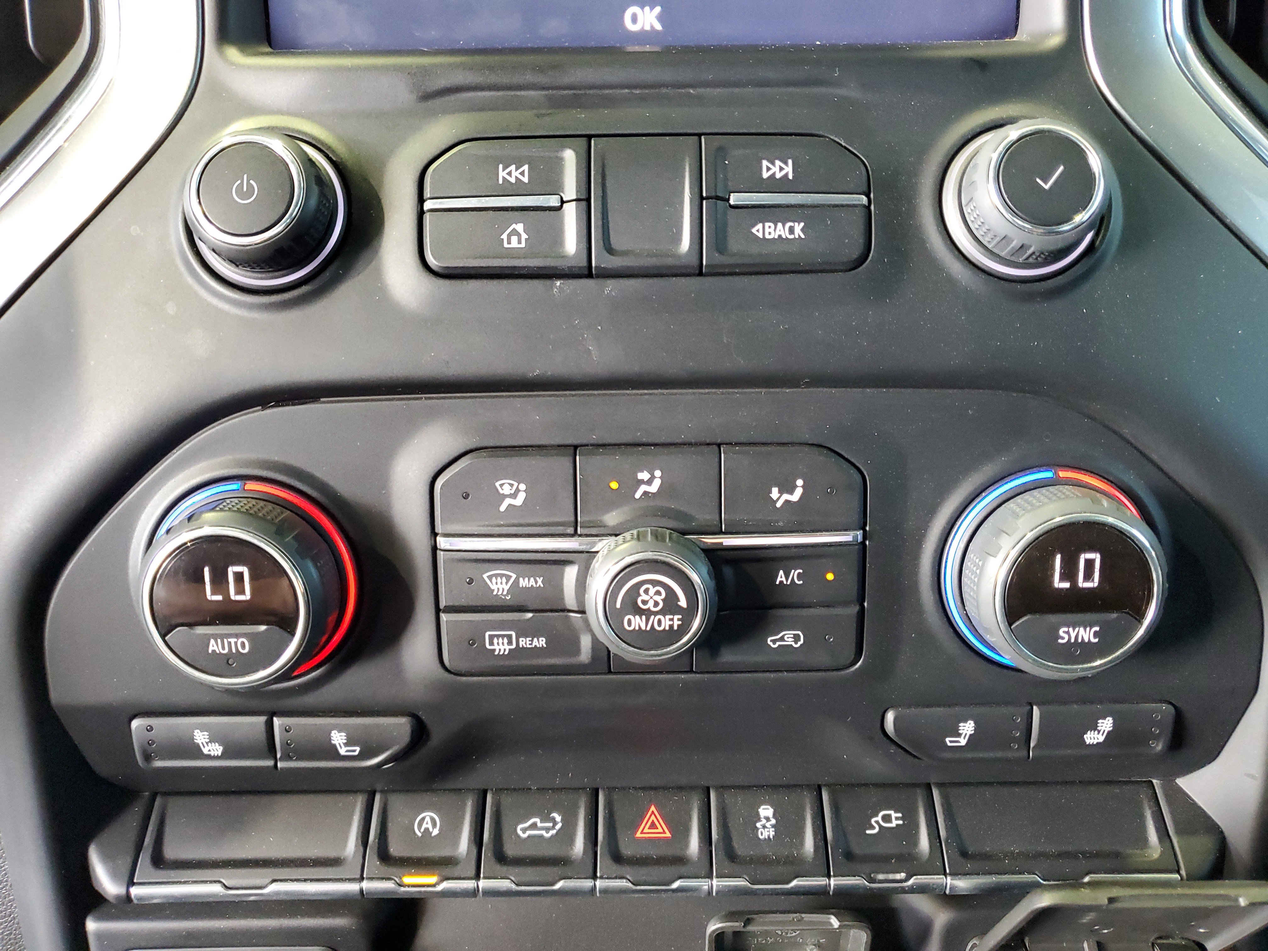 Used 2022 Chevrolet Silverado 1500 LT w/ All Star Edition Plus RWD image 27