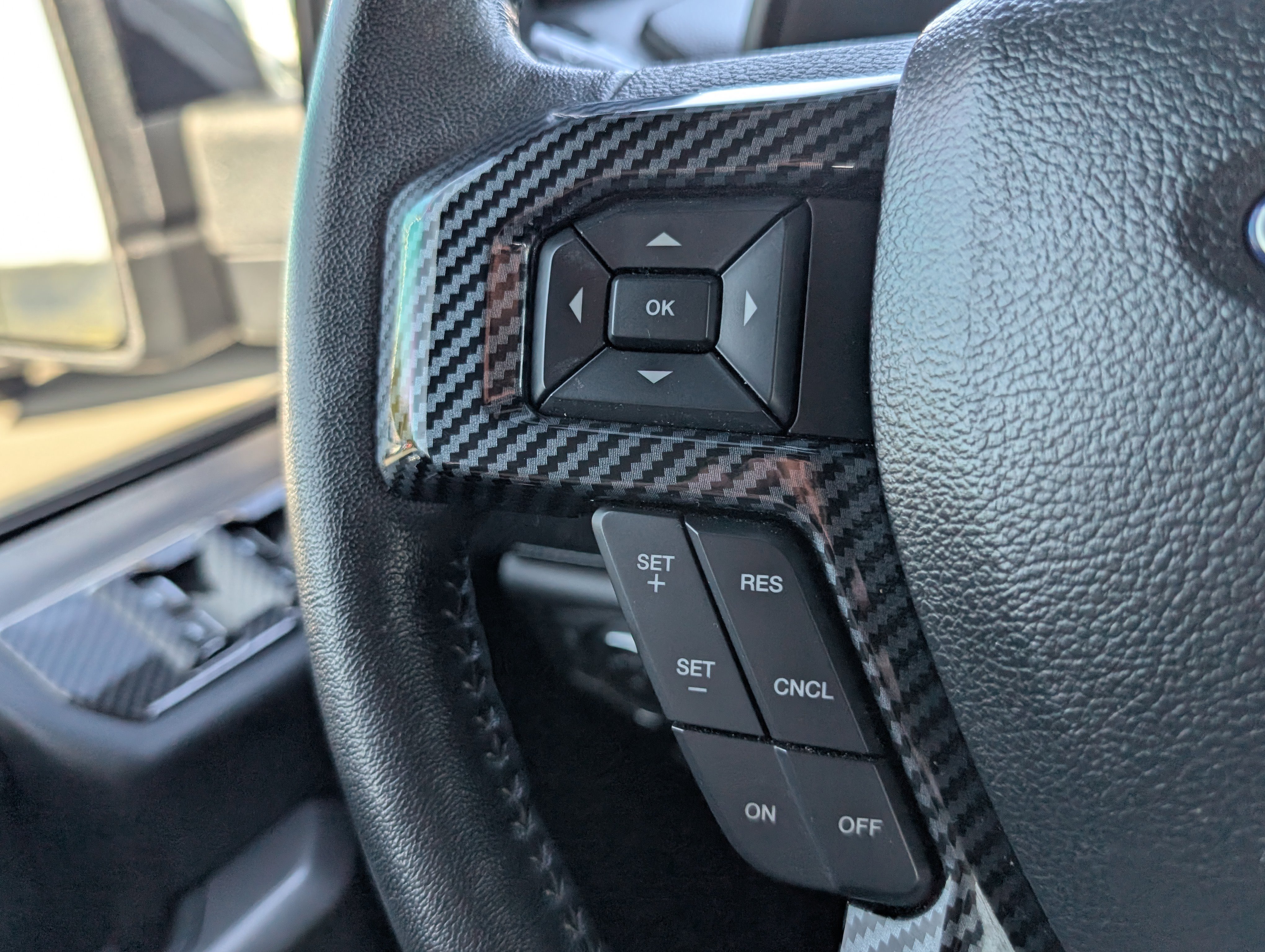 Used 2020 Ford F150 XLT w/ Equipment Group 302A Luxury AWD/4WD image 25