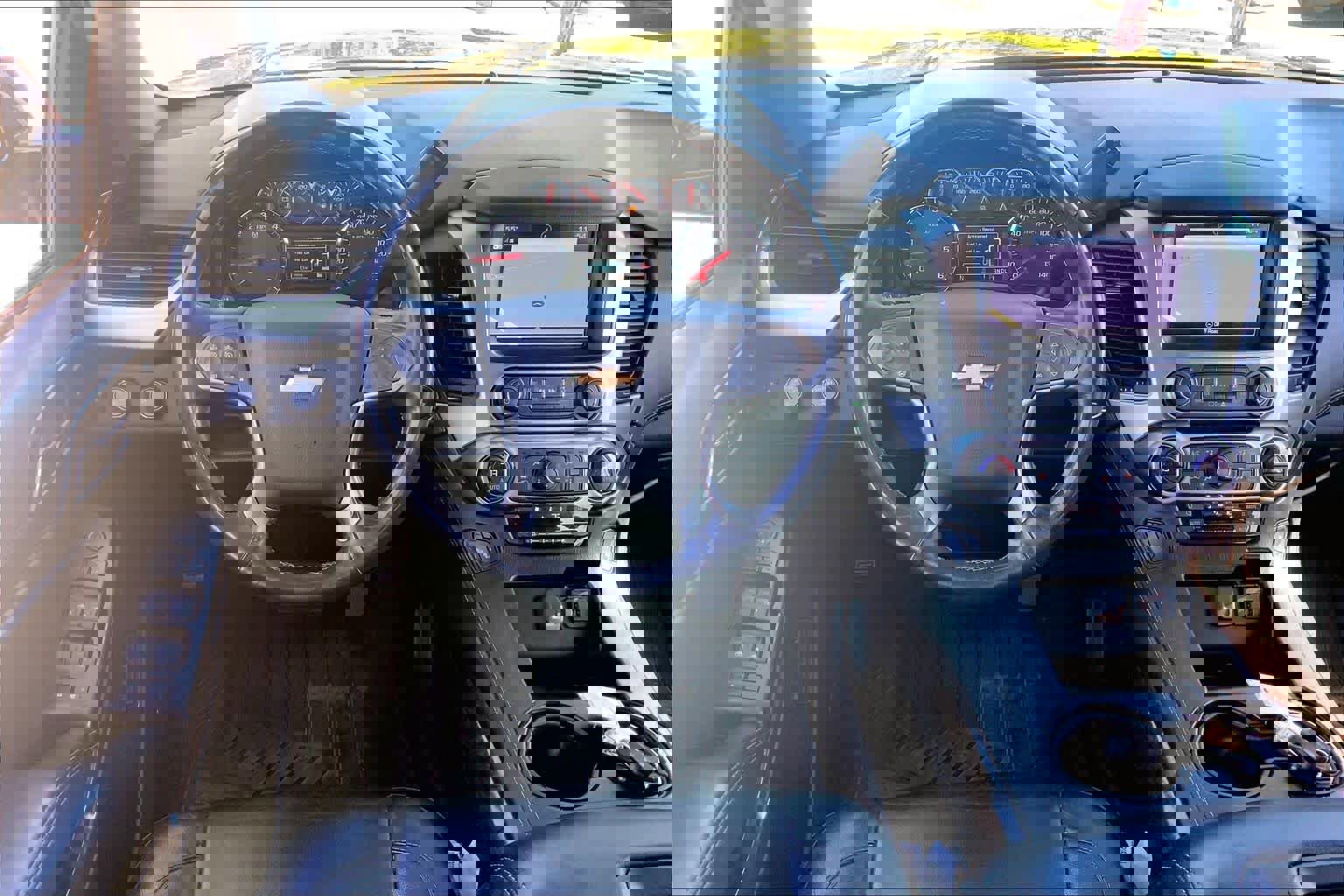 Used 2018 Chevrolet Tahoe LT w/ Luxury Package image 5