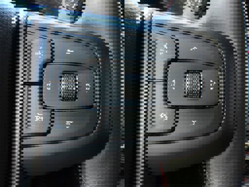 Certified 2025 GMC Sierra 2500 AT4X image 34