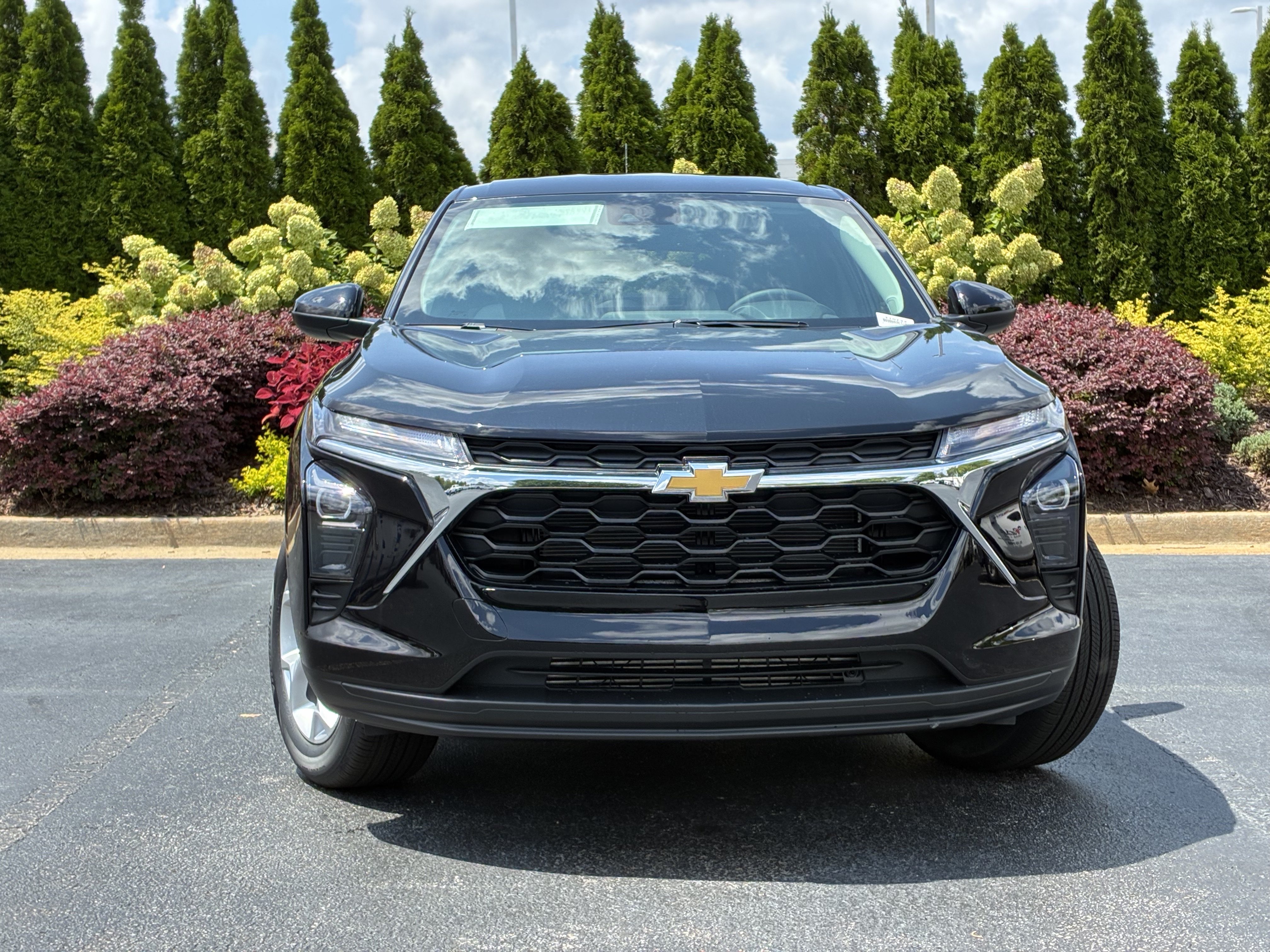 New 2026 Chevrolet Trax LS w/ LS Convenience Package FWD image 5