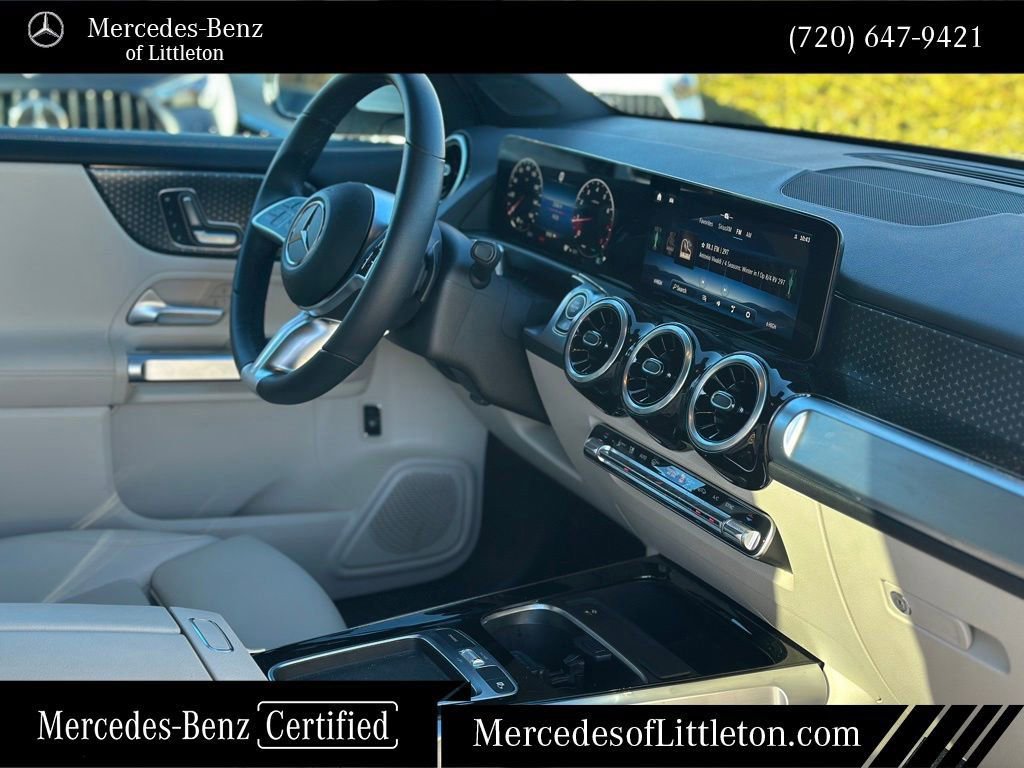 Certified 2025 Mercedes-Benz GLB 250 4MATIC image 32