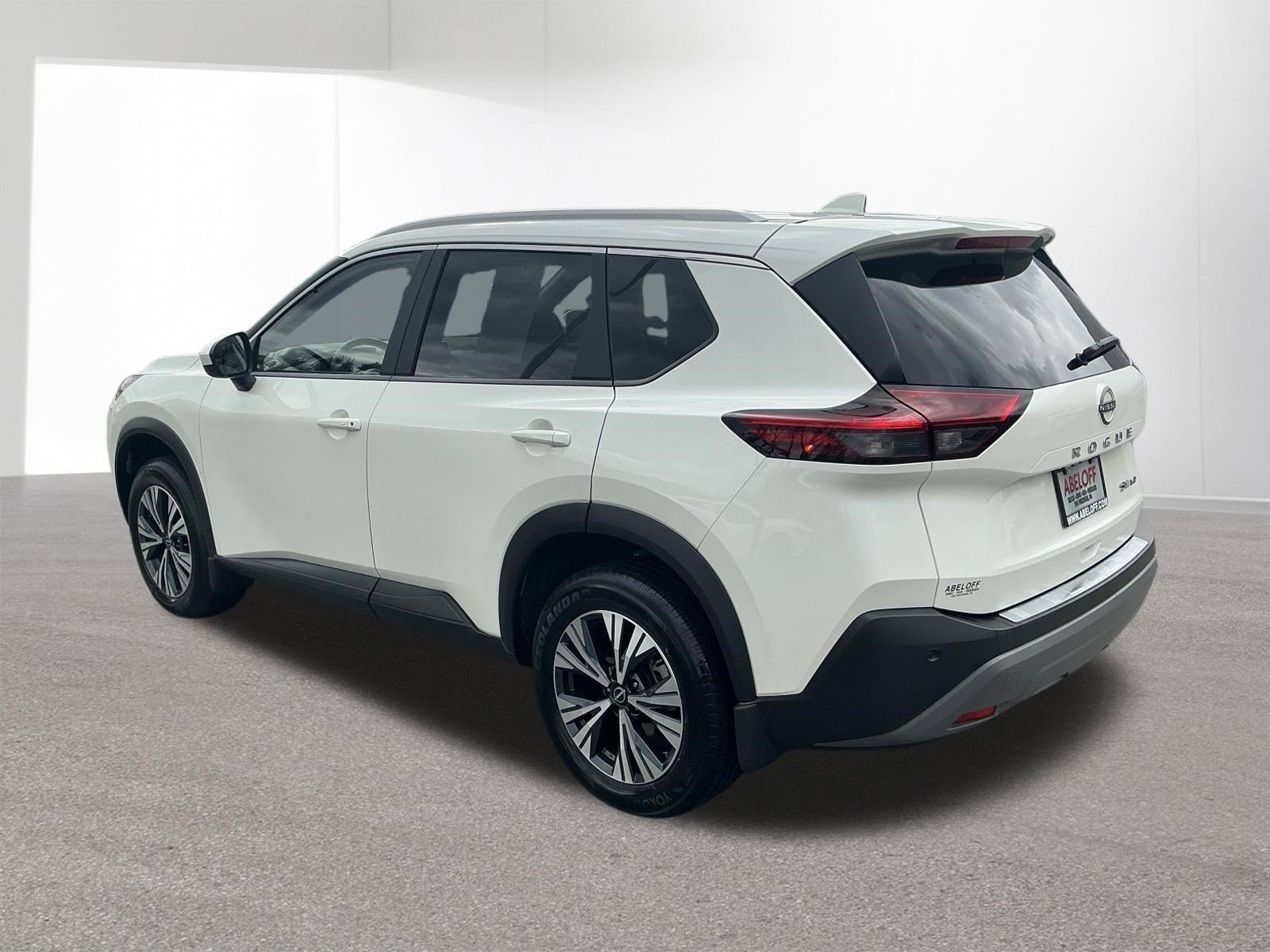 Used 2023 Nissan Rogue SV w/ SV Premium B Package AWD/4WD image 10