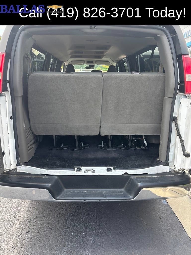 Used 2019 Chevrolet Express 3500 LT w/ LT Preferred Equipment Group RWD image 16