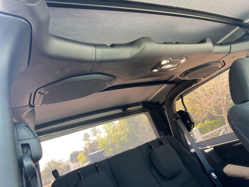 Certified 2021 Jeep Wrangler Sport S image 36