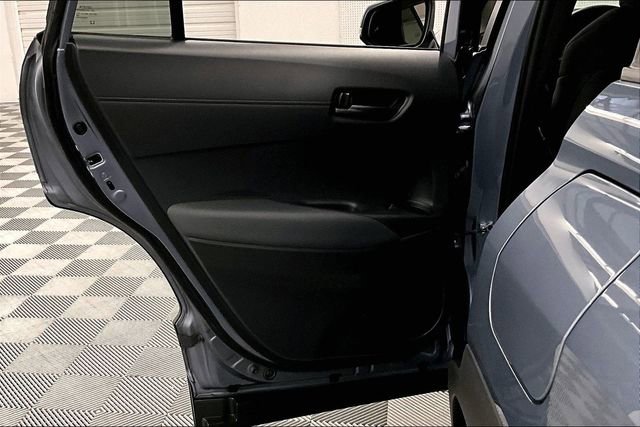 Used 2022 Toyota Corolla Cross LE w/ Moonroof Package image 23