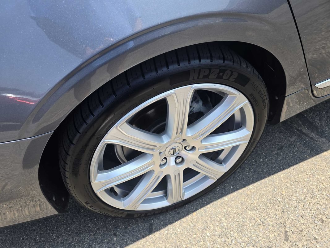 Used 2017 Volvo S90 T6 Inscription w/ Vision Package AWD/4WD image 37
