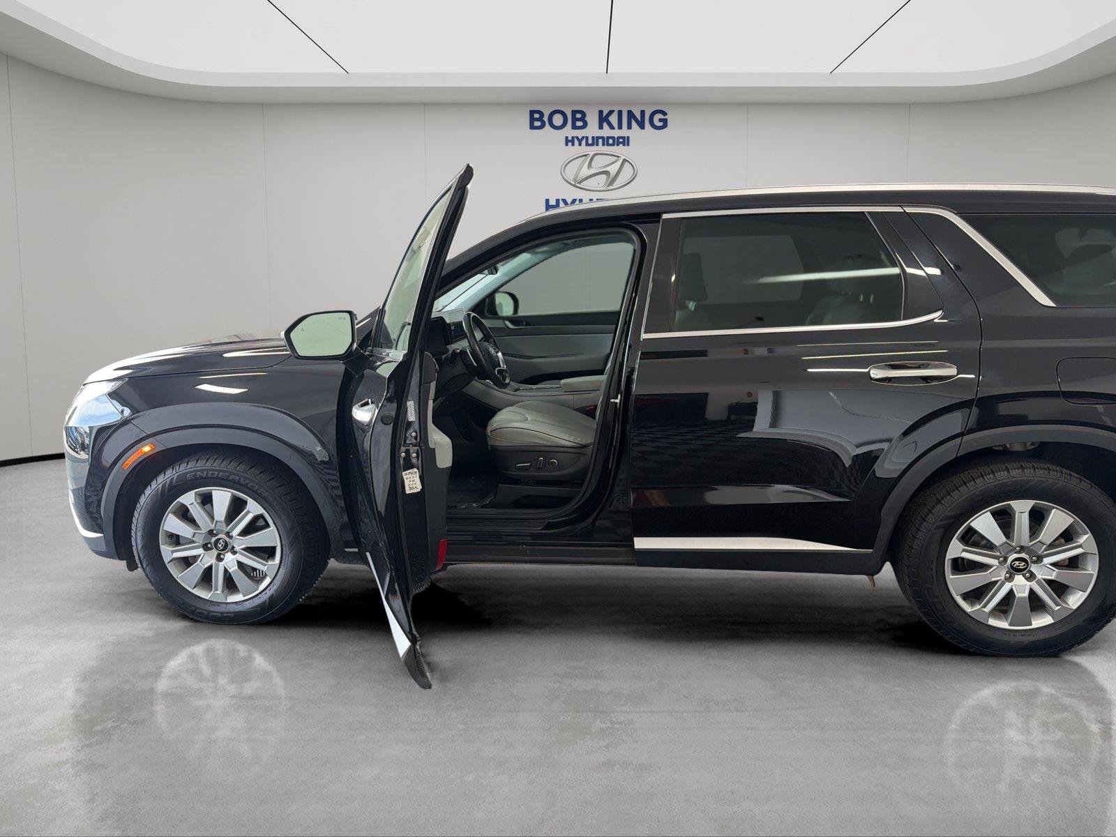 Used 2024 Hyundai Palisade SEL AWD/4WD image 9