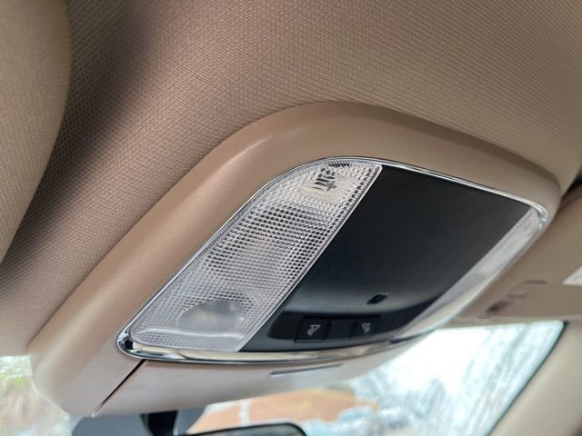 Used 2021 Jeep Grand Cherokee Laredo image 30