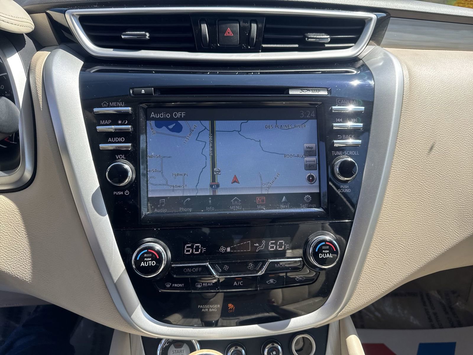 Used 2015 Nissan Murano Platinum w/ Platinum Technology Package AWD/4WD image 14