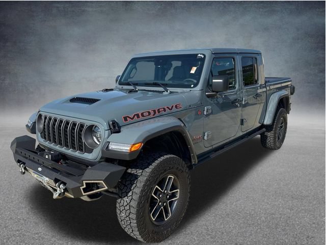 Used 2025 Jeep Gladiator Mojave w/ Convenience Group AWD/4WD image 3