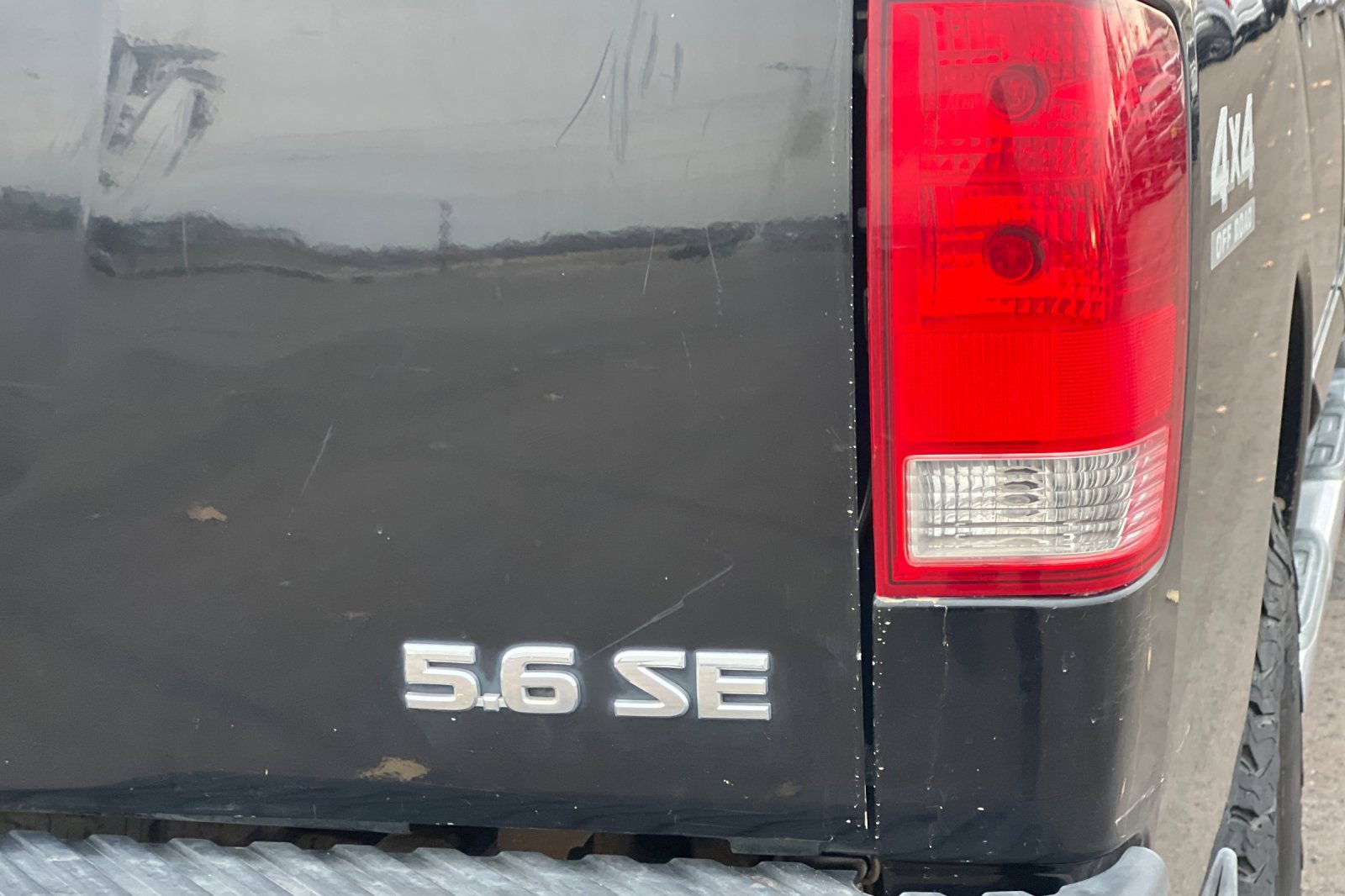 Used 2006 Nissan Titan SE image 20