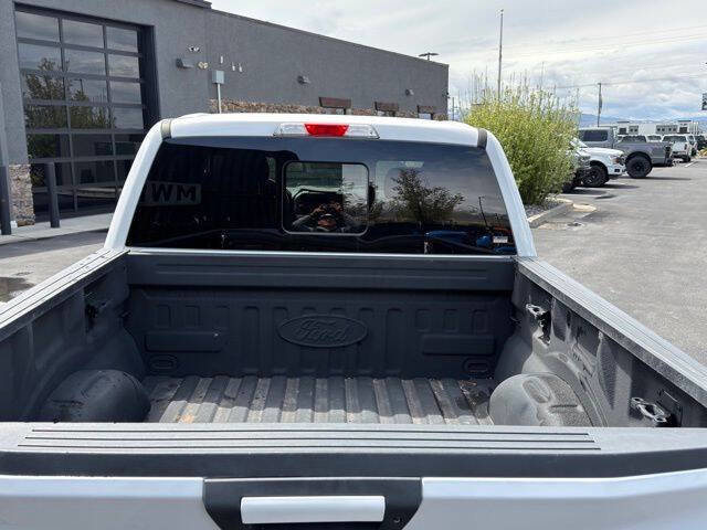 Used 2018 Ford F150 XLT w/ Equipment Group 302A Luxury AWD/4WD image 5