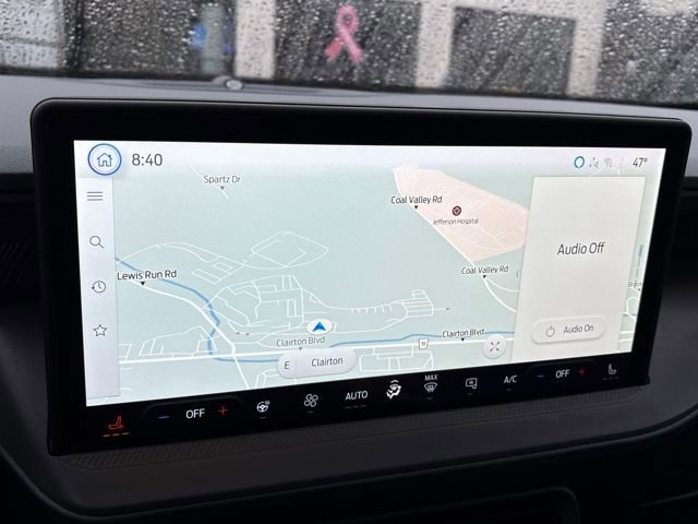 Used 2025 Ford Maverick Lobo image 16