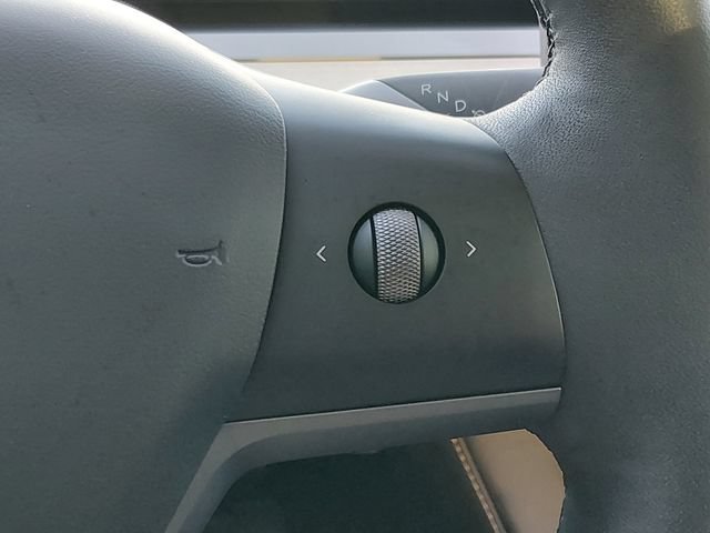 Used 2023 Tesla Model 3 Standard Range RWD image 24