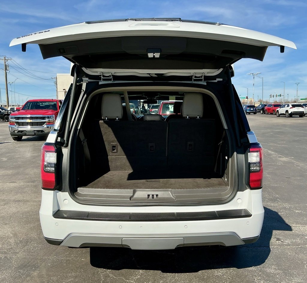 Used 2020 Ford Expedition Limited image 17
