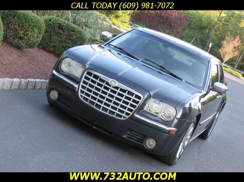 Used 2008 Chrysler 300 C w/ Protection Group II image 14