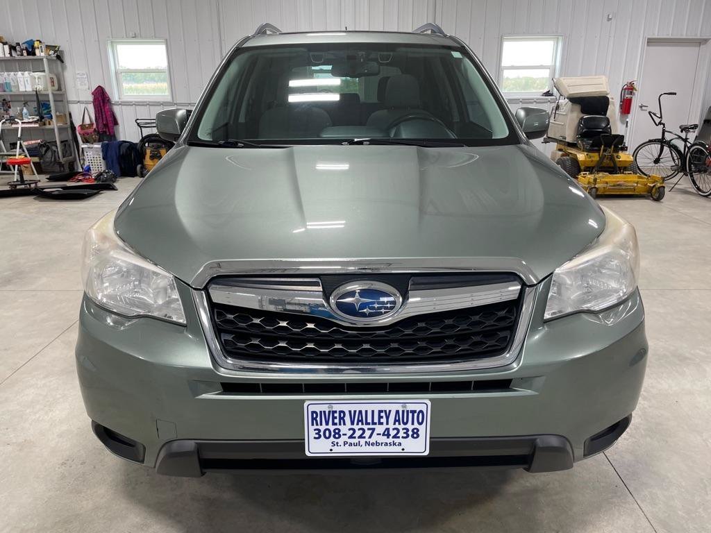 Used 2015 Subaru Forester 2.5i Premium AWD/4WD image 2