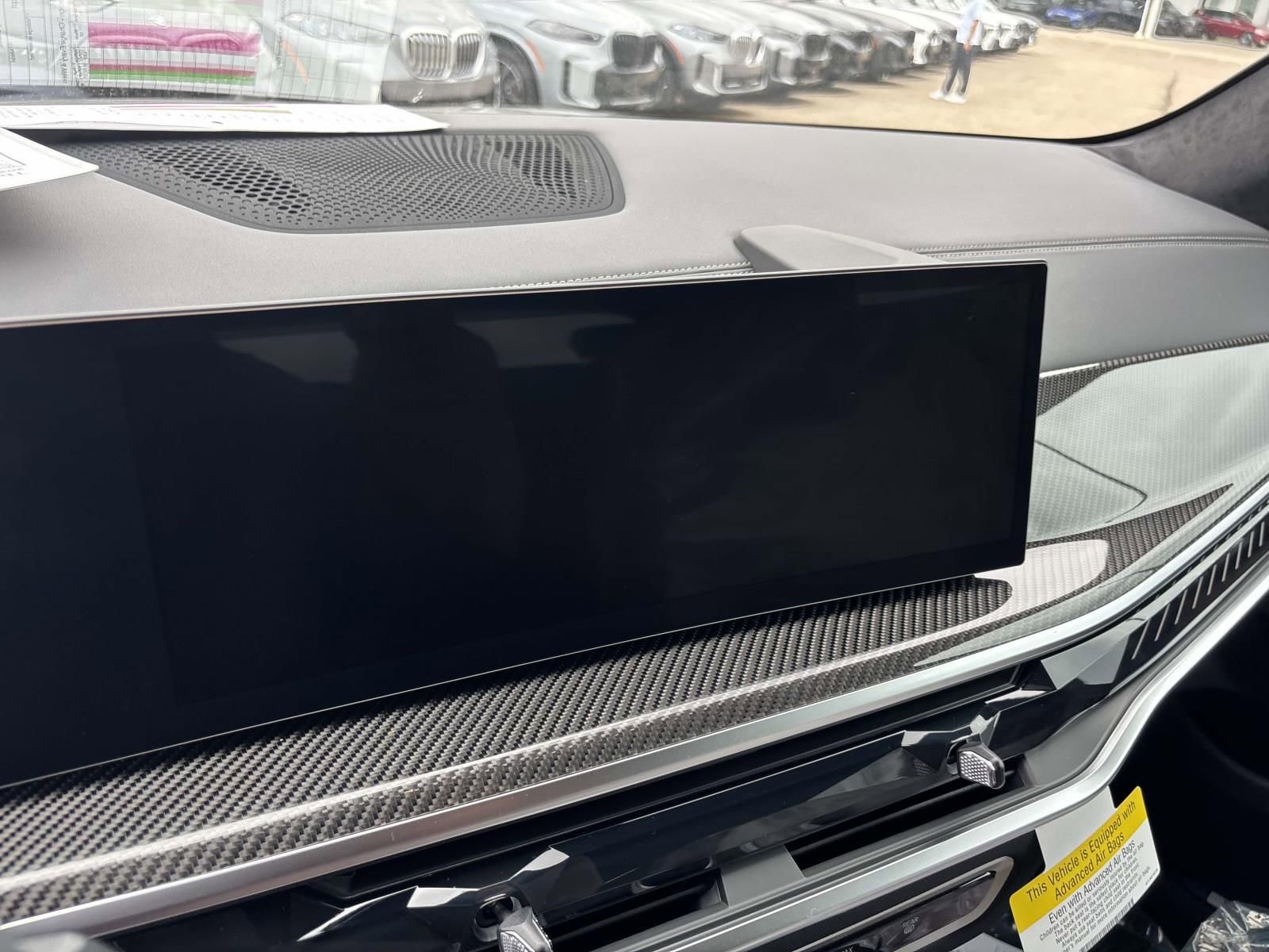 New 2026 BMW X5 M60i image 14