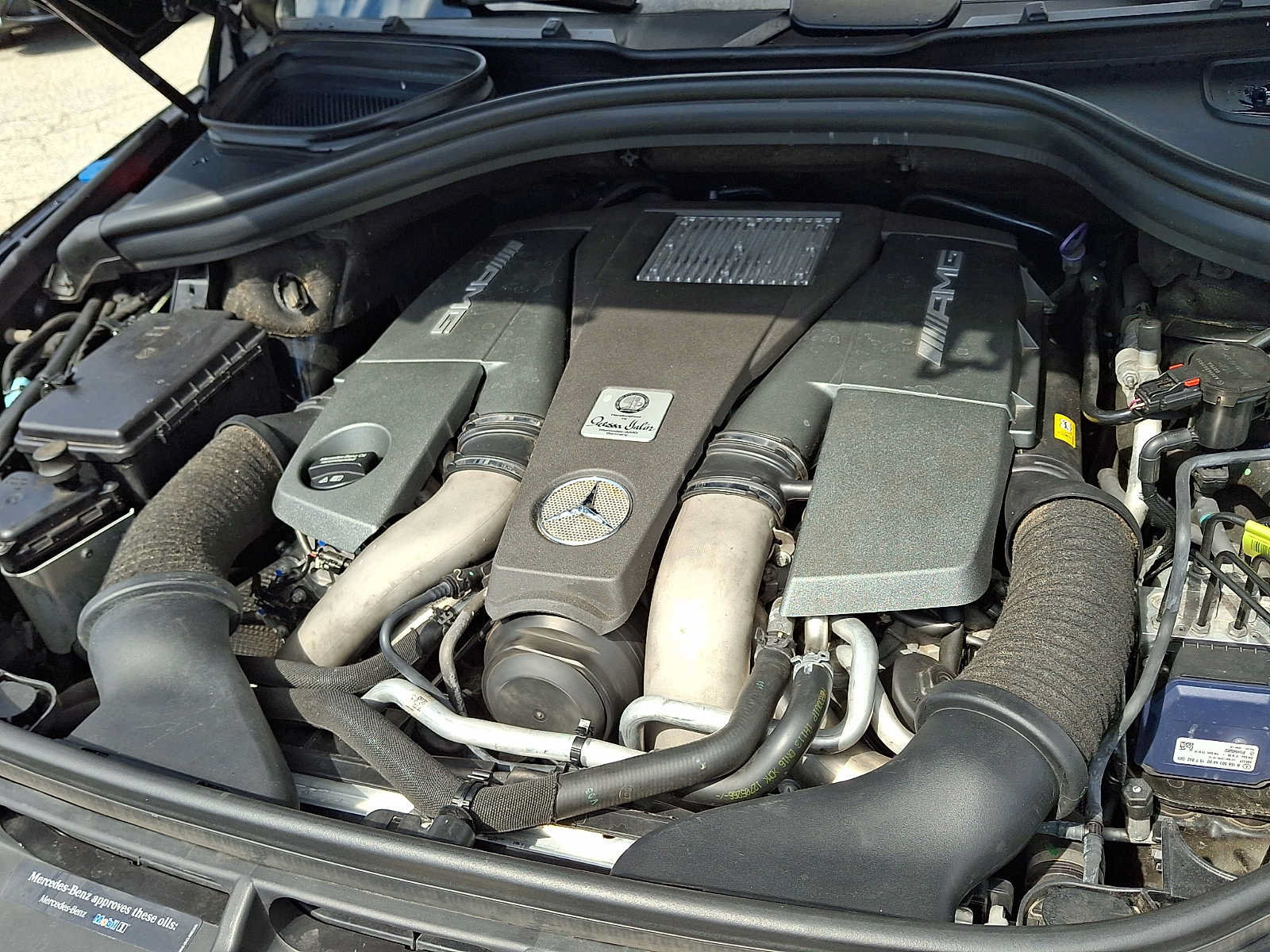 Used 2015 Mercedes-Benz ML 63 AMG 4MATIC image 30